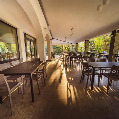 Restaurant Perla Singeorz-Bai